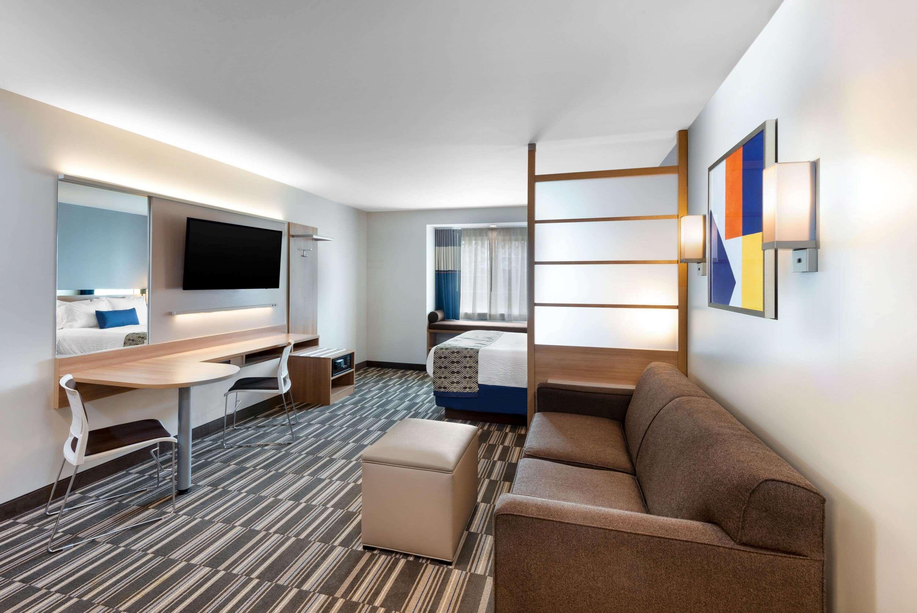 Microtel Inn & Suites By Wyndham Farmington Extérieur photo