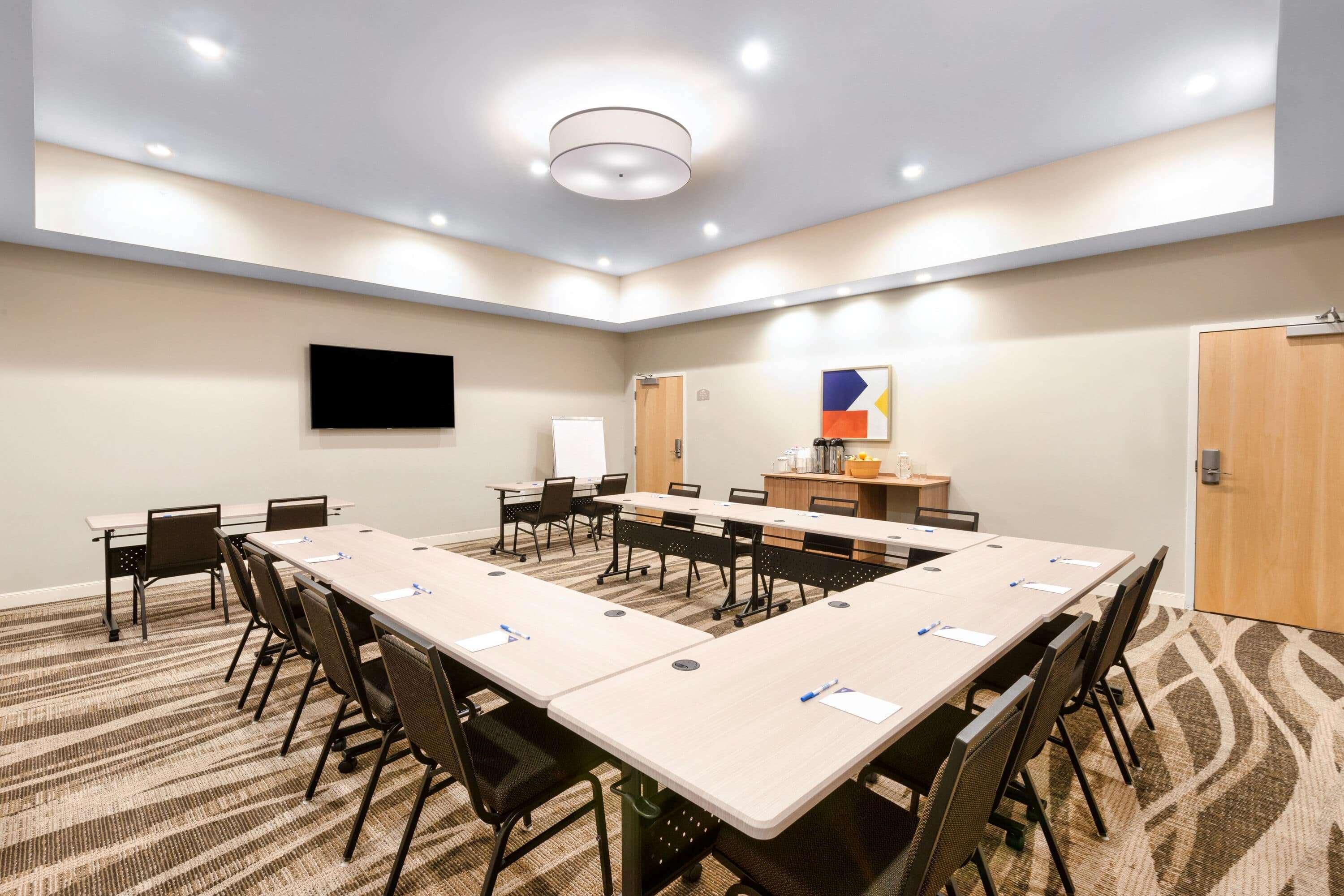 Microtel Inn & Suites By Wyndham Farmington Extérieur photo