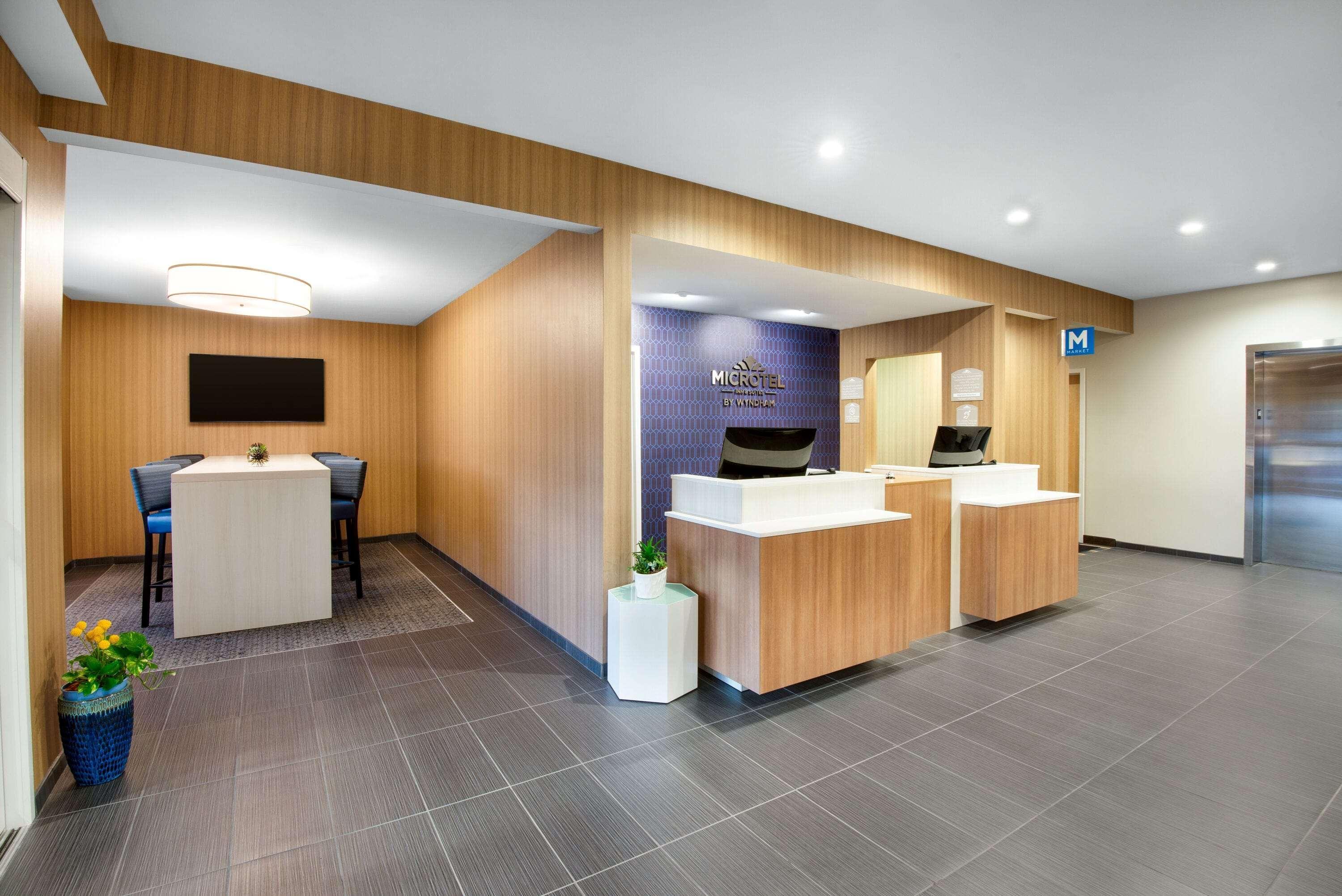 Microtel Inn & Suites By Wyndham Farmington Extérieur photo